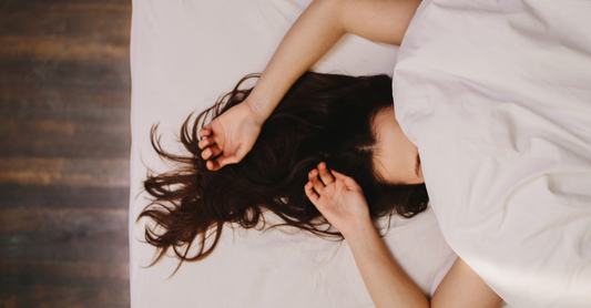 更年期で眠れない?女性ホルモンがもたらす睡眠トラブルとその対策