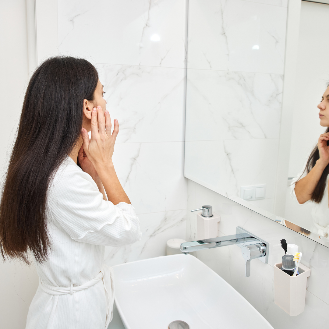 保湿してるのにカサカサ。40代の乾燥、原因は肌の外だけじゃなかった